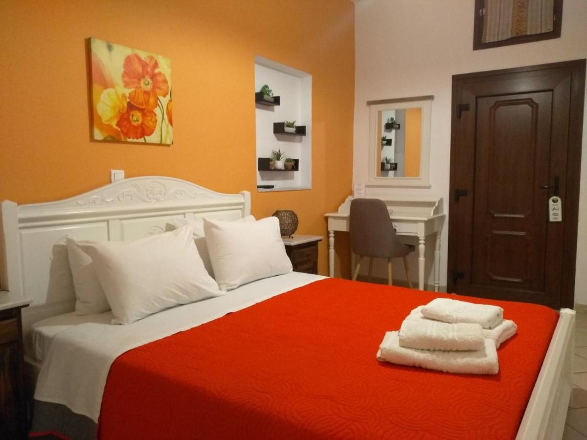 Pansion Zaharoula Fira (Santorini) Exterior foto