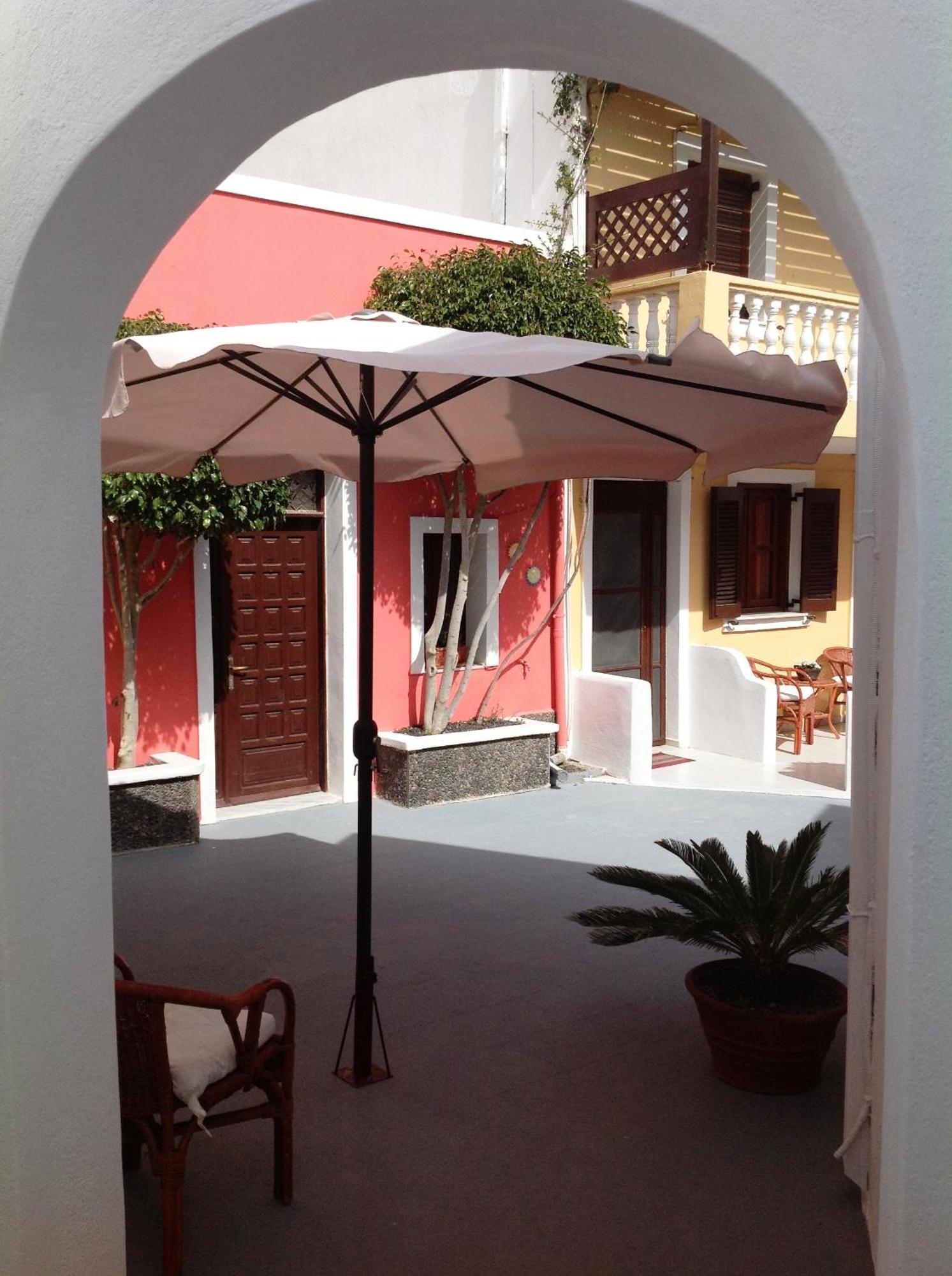 Pansion Zaharoula Fira (Santorini) Exterior foto