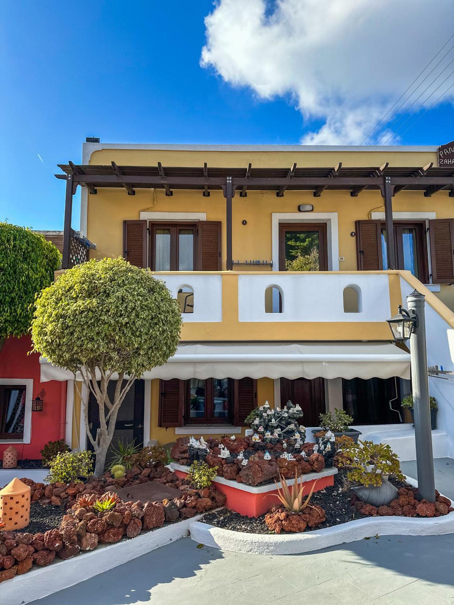 Pansion Zaharoula Fira (Santorini) Exterior foto