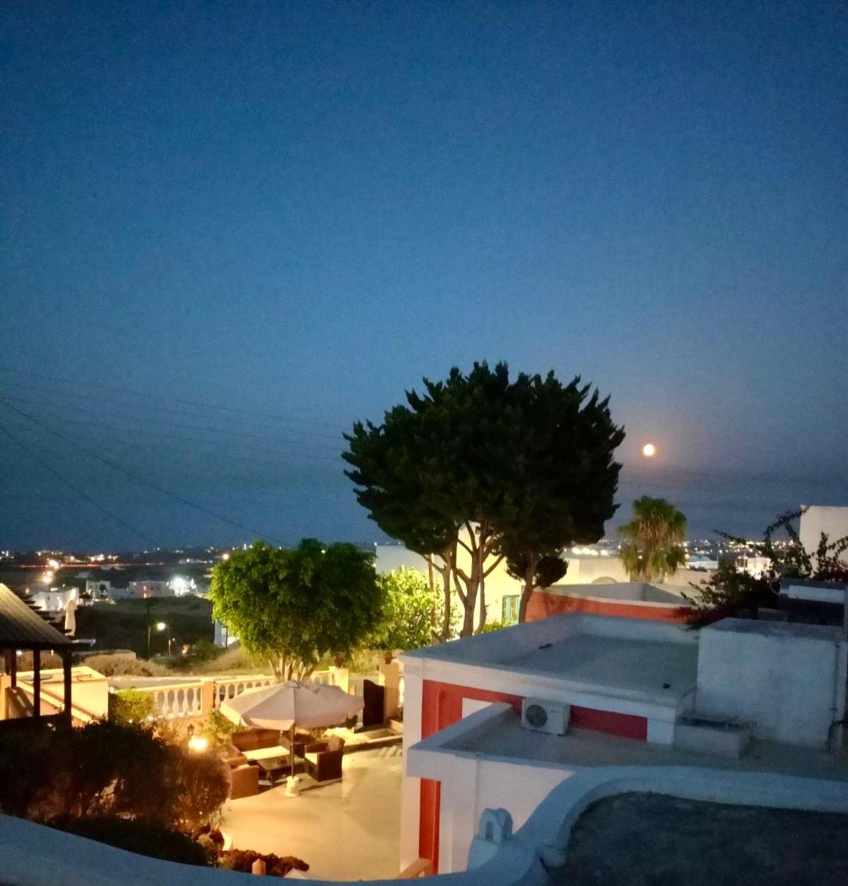 Pansion Zaharoula Fira (Santorini) Exterior foto