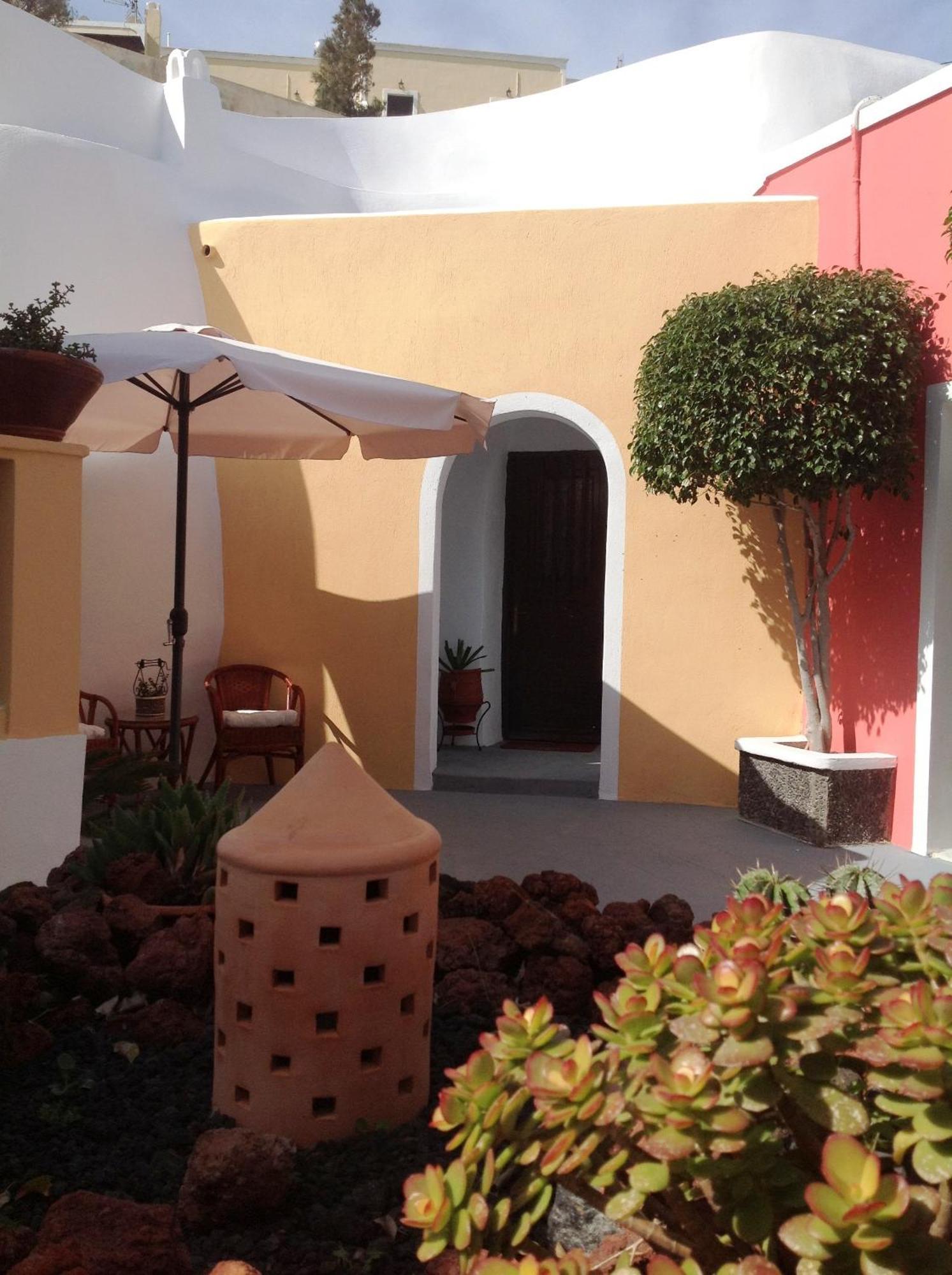 Pansion Zaharoula Fira (Santorini) Exterior foto
