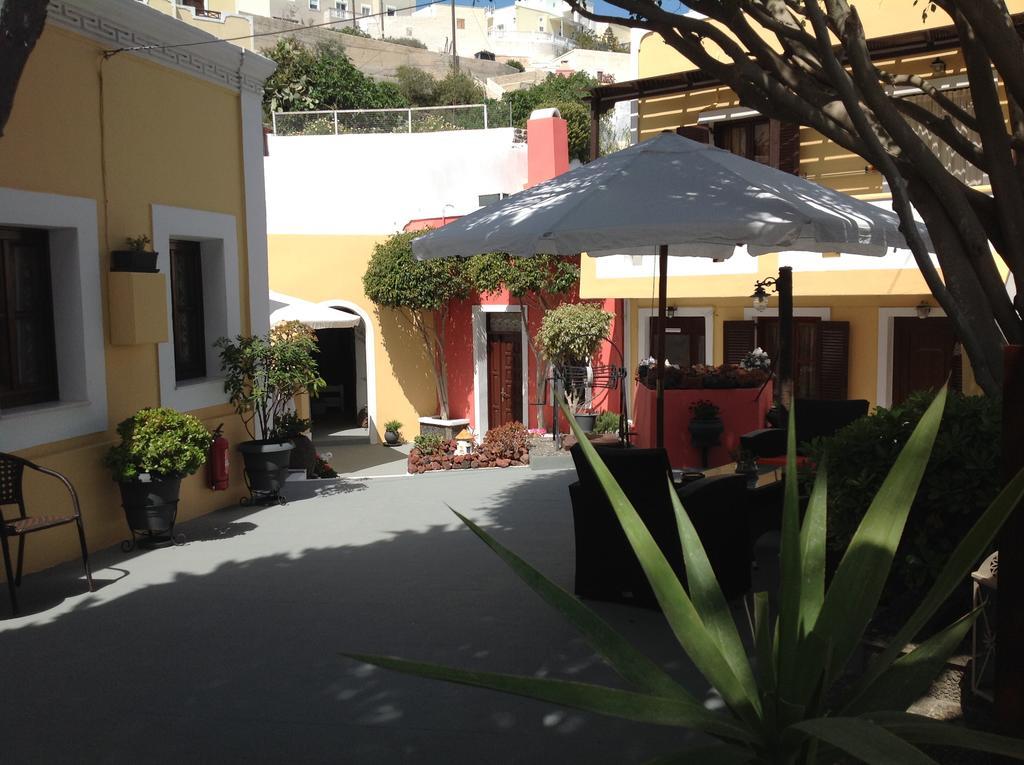 Pansion Zaharoula Fira (Santorini) Exterior foto