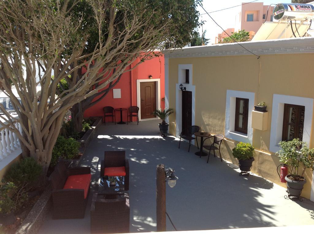 Pansion Zaharoula Fira (Santorini) Exterior foto