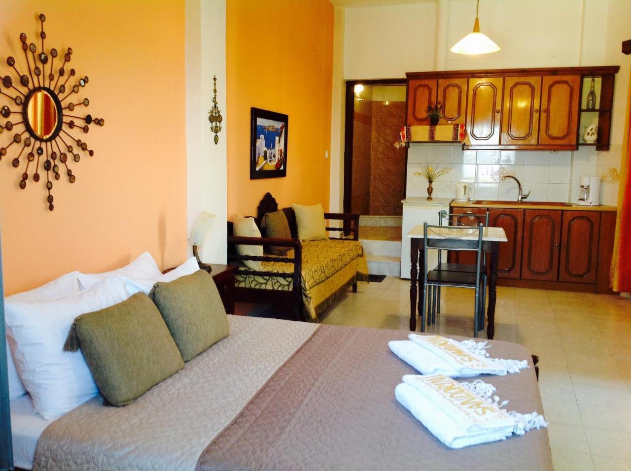 Pansion Zaharoula Fira (Santorini) Exterior foto